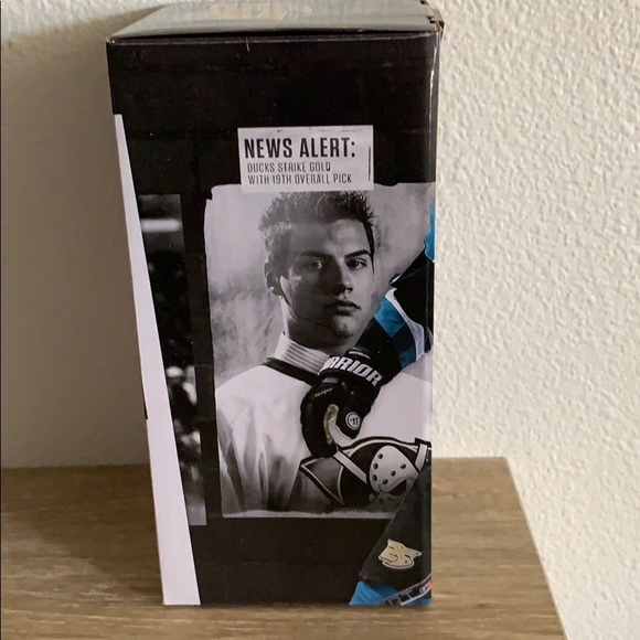 Ryan Getzlaf draft bobble head - Picture 3 of 6